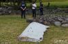 图为之前发现的襟副翼残骸，经鉴定，已经确定属于一架波音777客机，这与MH370客机机型相同。